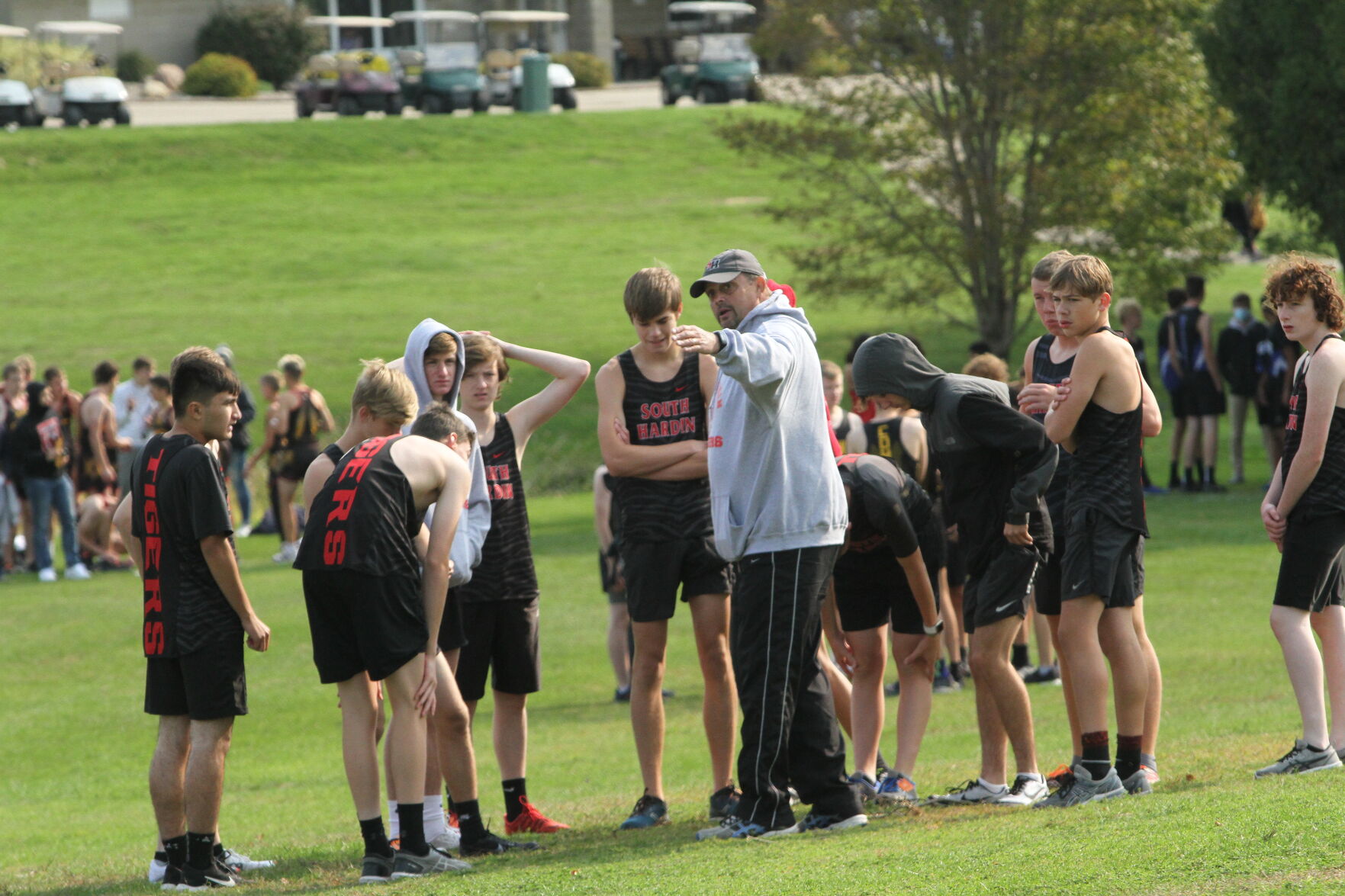 SH_Boys_Huddle_BCLUW_4317.JPG